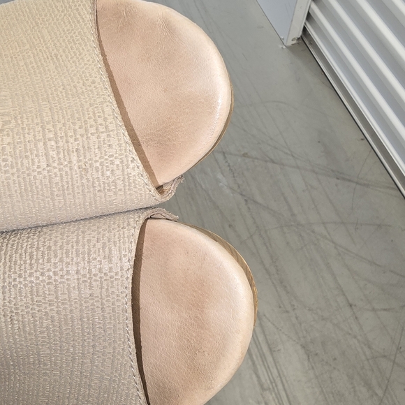 DANSKO MACI SANDALS PLATFORM SOLE WOMENS EURO SIZE 40 US SIZE 9.5 TAUPE COLOR - Picture 12 of 12